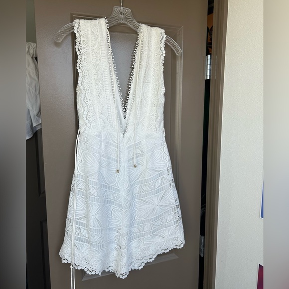 SELFIE LESLIE WHITE GRAD DRESS - Picture 2 of 7